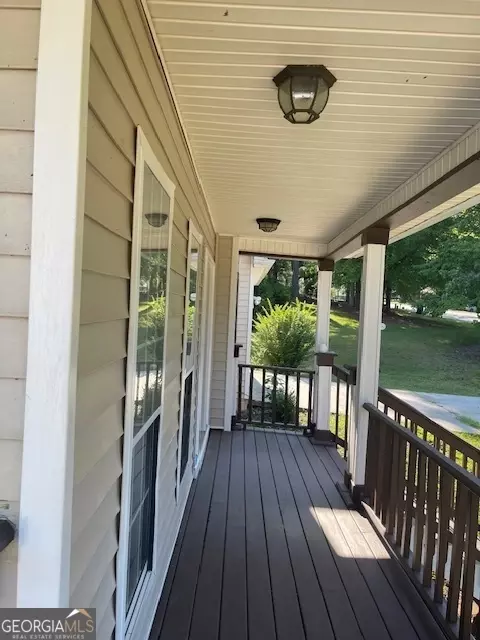 Exterior - 11684 Heritage Dr, Hampton, GA 30228 photo 3 of 7