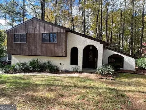 2905 Wendy Ln, Marietta, GA 30062
