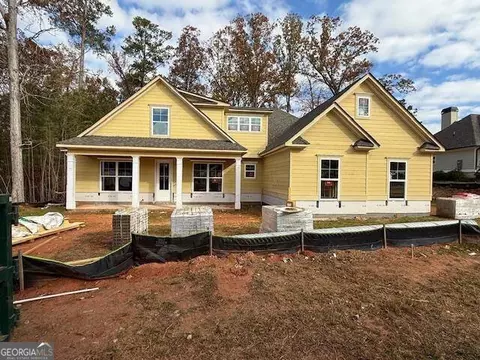 1450 Lake Dr, Greensboro, GA 30642