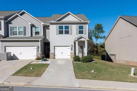 3648 Acorn Dr #9, Oakwood, GA 30566