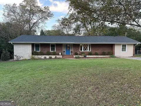 2216 Macy Ave, Perry, GA 31069