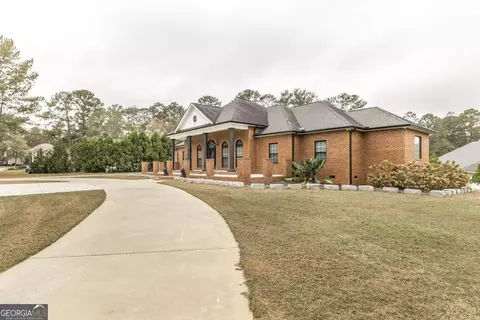 Exterior - 100 Parks Rdg, Dublin, GA 31021 photo 6 of 10
