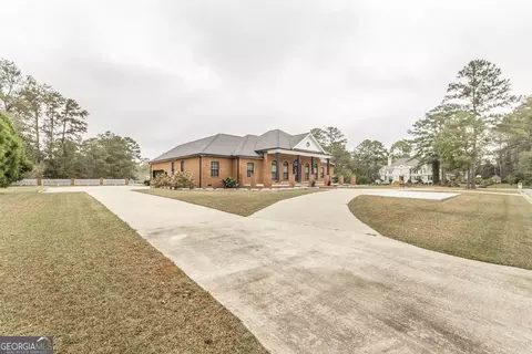 Exterior - 100 Parks Rdg, Dublin, GA 31021 photo 3 of 10