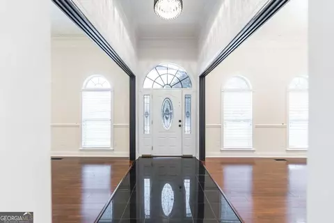 Entry Way - 100 Parks Rdg, Dublin, GA 31021 photo 1 of 7