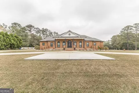 Exterior - 100 Parks Rdg, Dublin, GA 31021 photo 2 of 10