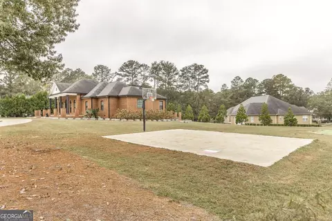 Exterior - 100 Parks Rdg, Dublin, GA 31021 photo 7 of 10