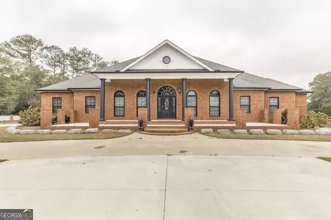 100 Parks Rdg, Dublin, GA 31021