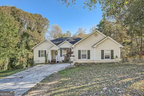 429 Creek Crossing Ct, Grayson, GA 30017