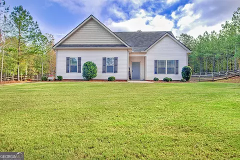 94 Roswell Lee Rd, Grantville, GA 30220