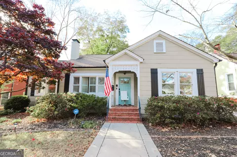 72 College St, Newnan, GA 30263