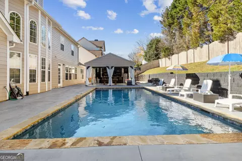 922 Wallace Falls Dr, Braselton, GA 30517