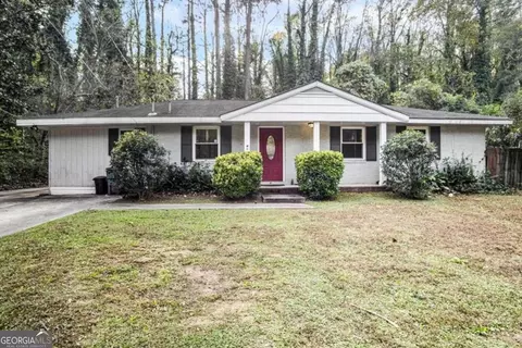 1002 Creekdale Dr, Clarkston, GA 30021