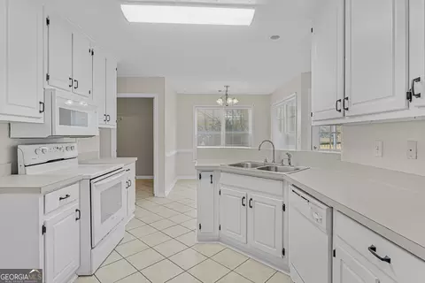 45 Aiken Ct, Covington, GA 30016 photo 6
