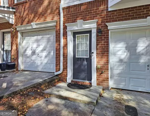 2265 Dillard Xing, Tucker, GA 30084