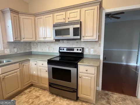 405 Creekside Dr, Lagrange, GA 30240 photo 7