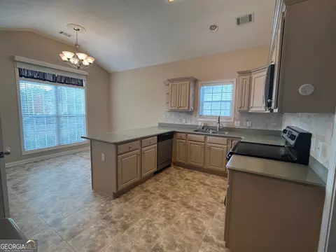 405 Creekside Dr, Lagrange, GA 30240 photo 9