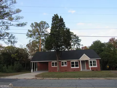 1275 Triple Hill Dr, Macon, GA 31206