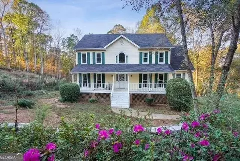 4505 Shumart Dr, Snellville, GA 30039