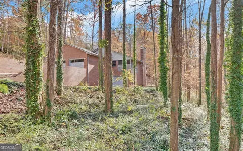 551 Hillendale Dr, Toccoa, GA 30577