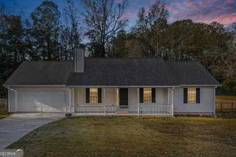 187 Nicki Ct, Hampton, GA 30228 photo 2