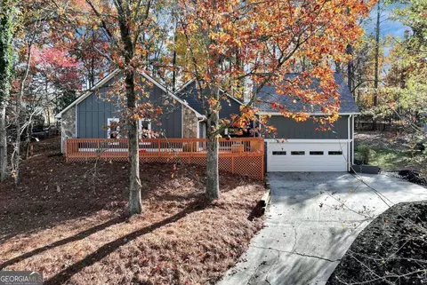 9154 Branch Valley Way, Roswell, GA 30076