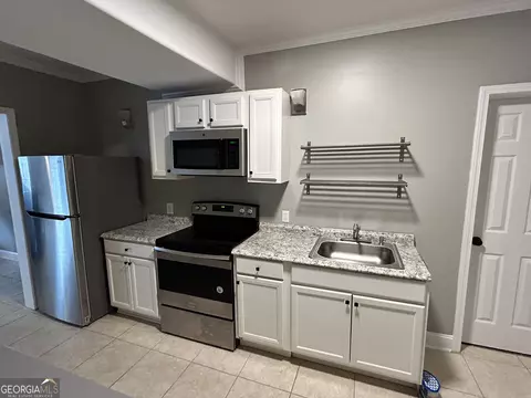 Kitchen - 45 Silverton Dr, Covington, GA 30016 photo 5 of 5