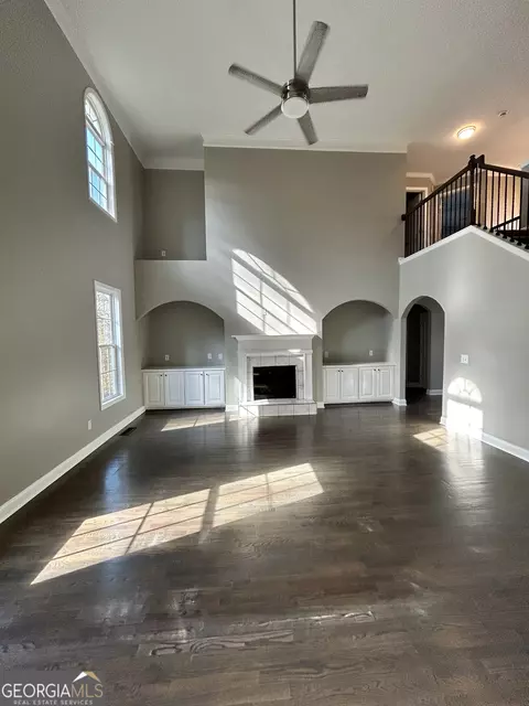 Living - 45 Silverton Dr, Covington, GA 30016 photo 4 of 7