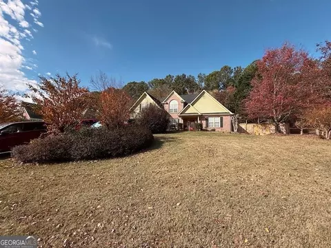 564 Willowwind Dr, Loganville, GA 30052