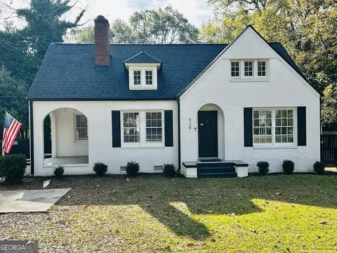 928 E Church St E, Monroe, GA 30655
