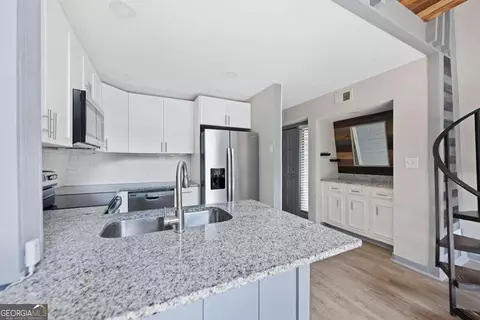 3200 Rim Cove Dr #186, Cumming, GA 30041