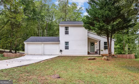 1250 Woodleigh Rd, Marietta, GA 30008