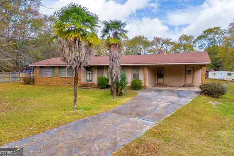 348 Cherokee Dr, Bowman, GA 30624