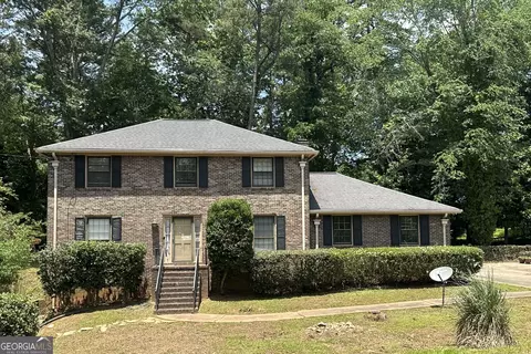 4232 Executive Dr, Stone Mountain, GA 30083