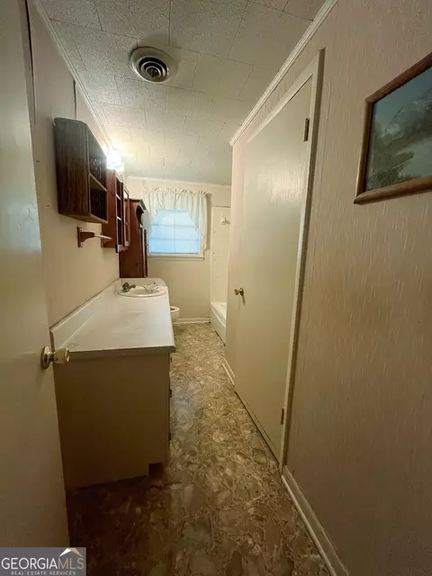 100 Maple Dr, Dublin, GA 31021 photo 16