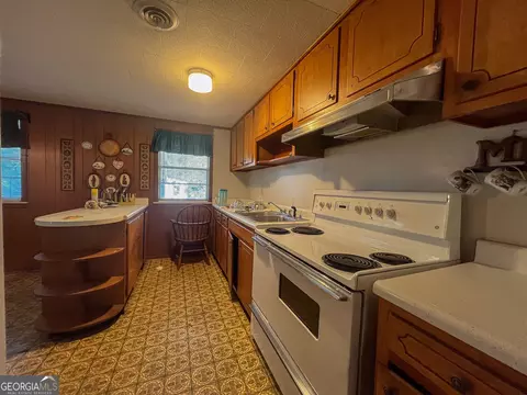 100 Maple Dr, Dublin, GA 31021 photo 11