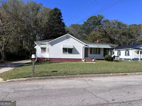 806 Daniel St, Lagrange, GA 30241