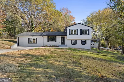729 Daytona Ct, Forest Park, GA 30297