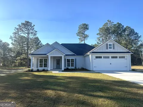 103 Palm Cir, Adel, GA 31620