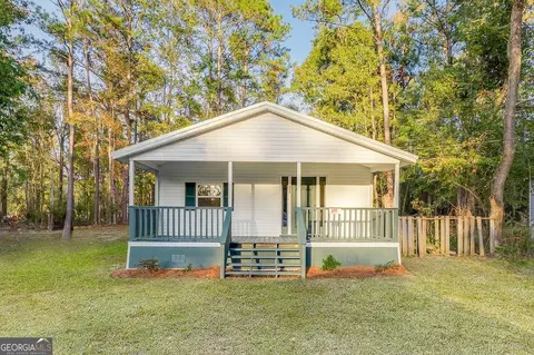 255 Cedar Ln, Guyton, GA 31312