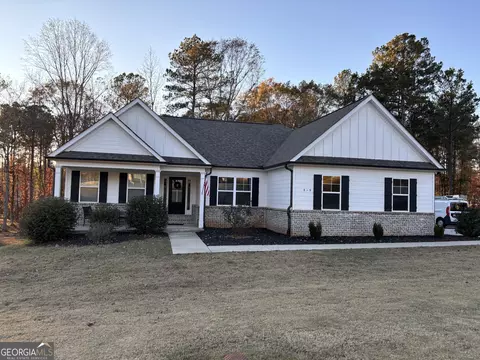 319 Lokeys Ln, Bethlehem, GA 30620