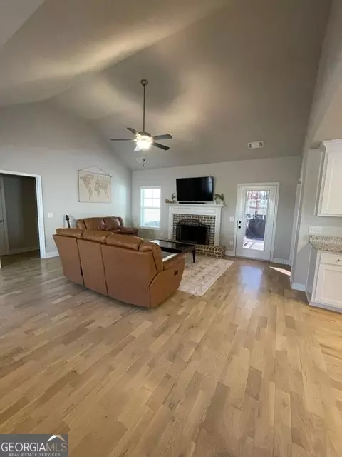 Living - 319 Lokeys Ln, Bethlehem, GA 30620 photo 1 of 1
