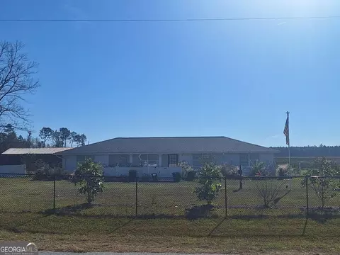 9968 Hwy 144, Surrency, GA 31563