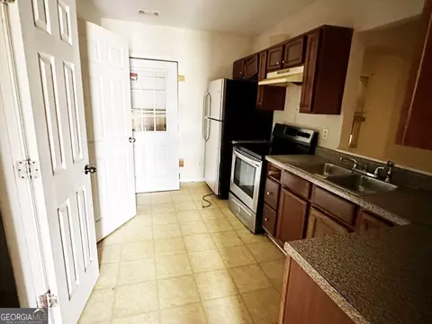 926 Old Mill Pt #E, Monroe, GA 30655 photo 3