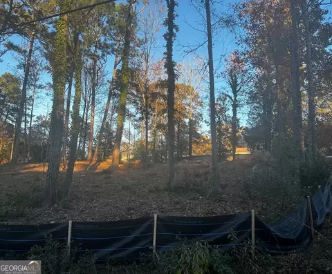 122 Merrie Valley Dr, Warner Robins, GA 31088