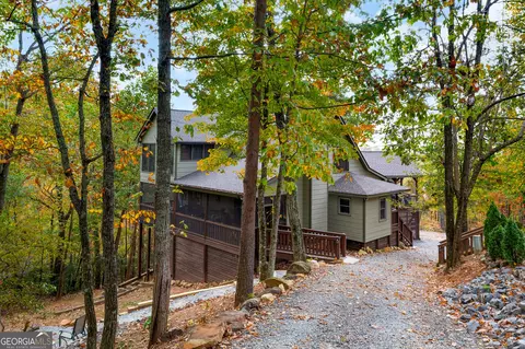 1145 Cherokee Cir, Ellijay, GA 30536
