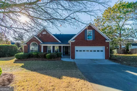 1987 Ridge Water Ln, Lawrenceville, GA 30045