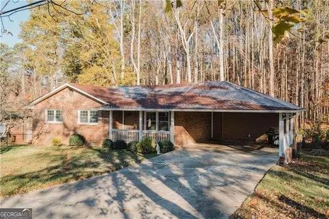 40 Marty Ln, Dallas, GA 30132