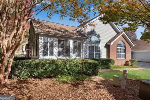 4022 Vineyards Ln, Kennesaw, GA 30144