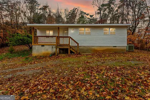 199 High Point Dr, Chickamauga, GA 30707