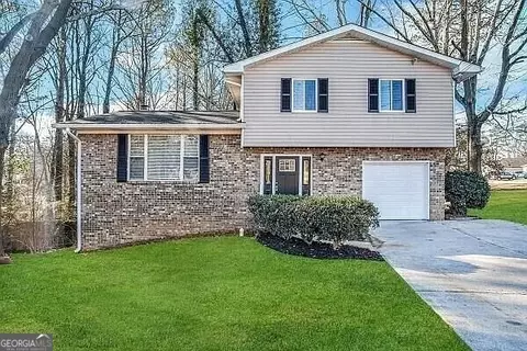 2910 Jerome Rd, Atlanta, GA 30349